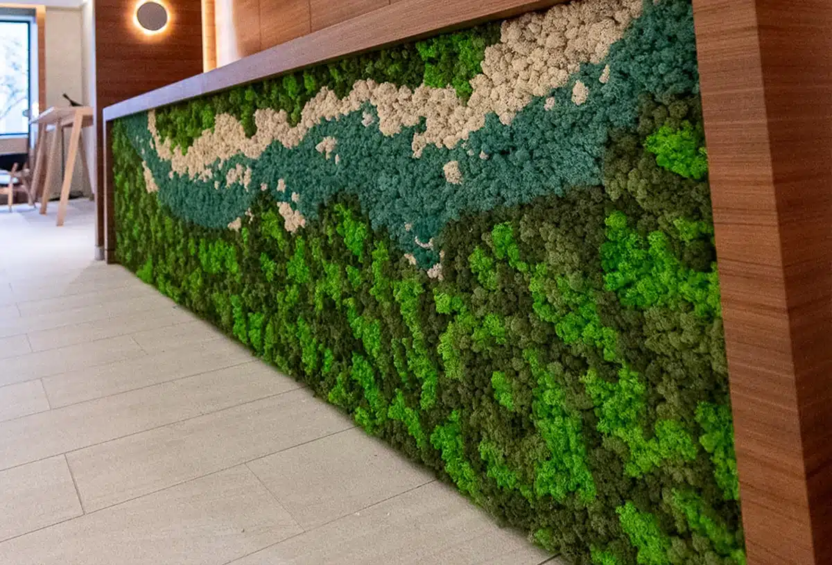 Greenmood_lichen-wall-04